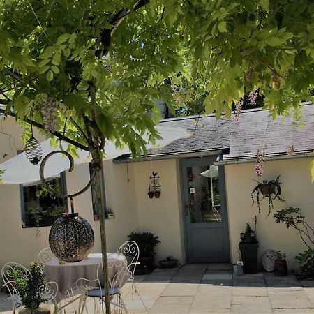 La Marelle Bed & Breakfast Avrille-les-Ponceaux Bagian luar foto