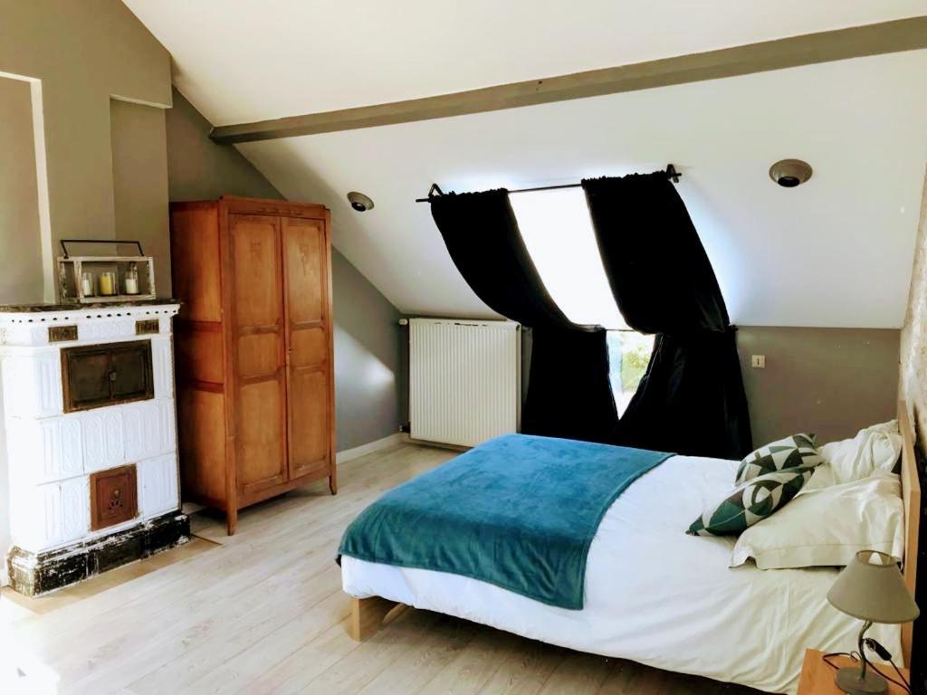 La Marelle Bed & Breakfast Avrille-les-Ponceaux Bagian luar foto