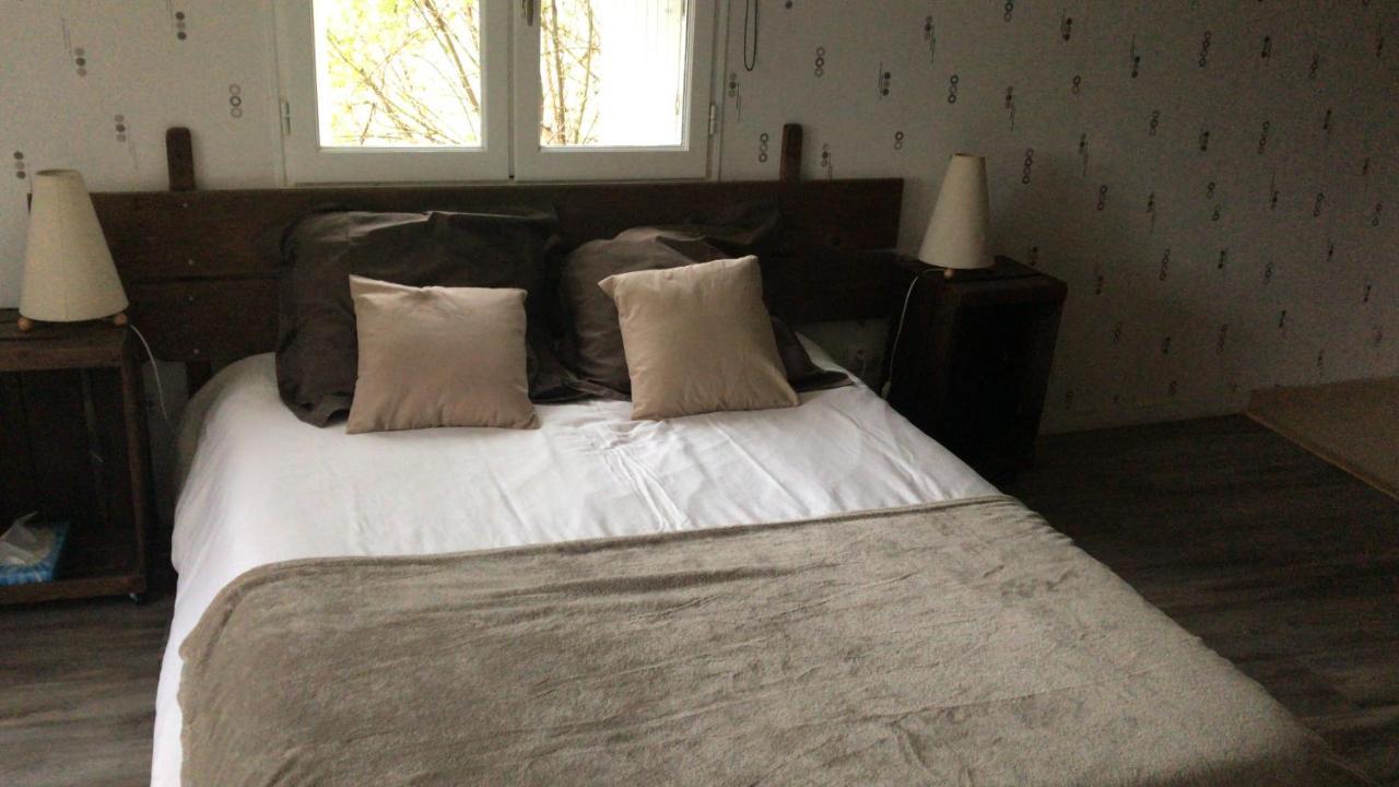 La Marelle Bed & Breakfast Avrille-les-Ponceaux Bagian luar foto