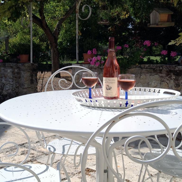 La Marelle Bed & Breakfast Avrille-les-Ponceaux Ruang foto